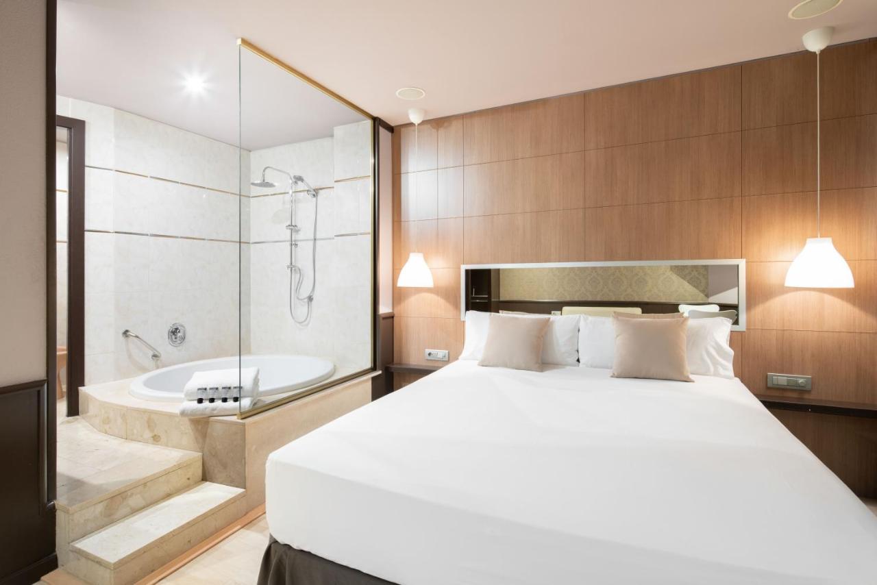 Hotel Punt 14 Хава Экстерьер фото